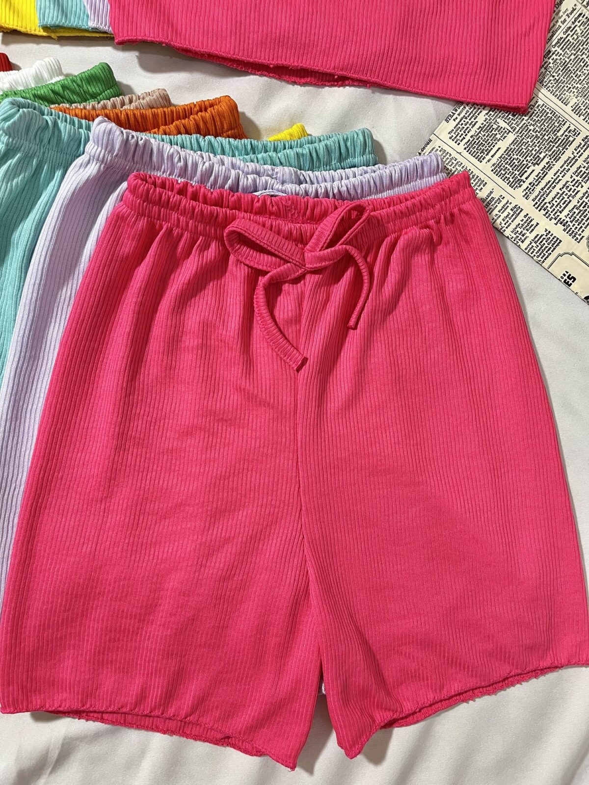 ست پاستیلی کراپ شلوارک(1941) - Image 2