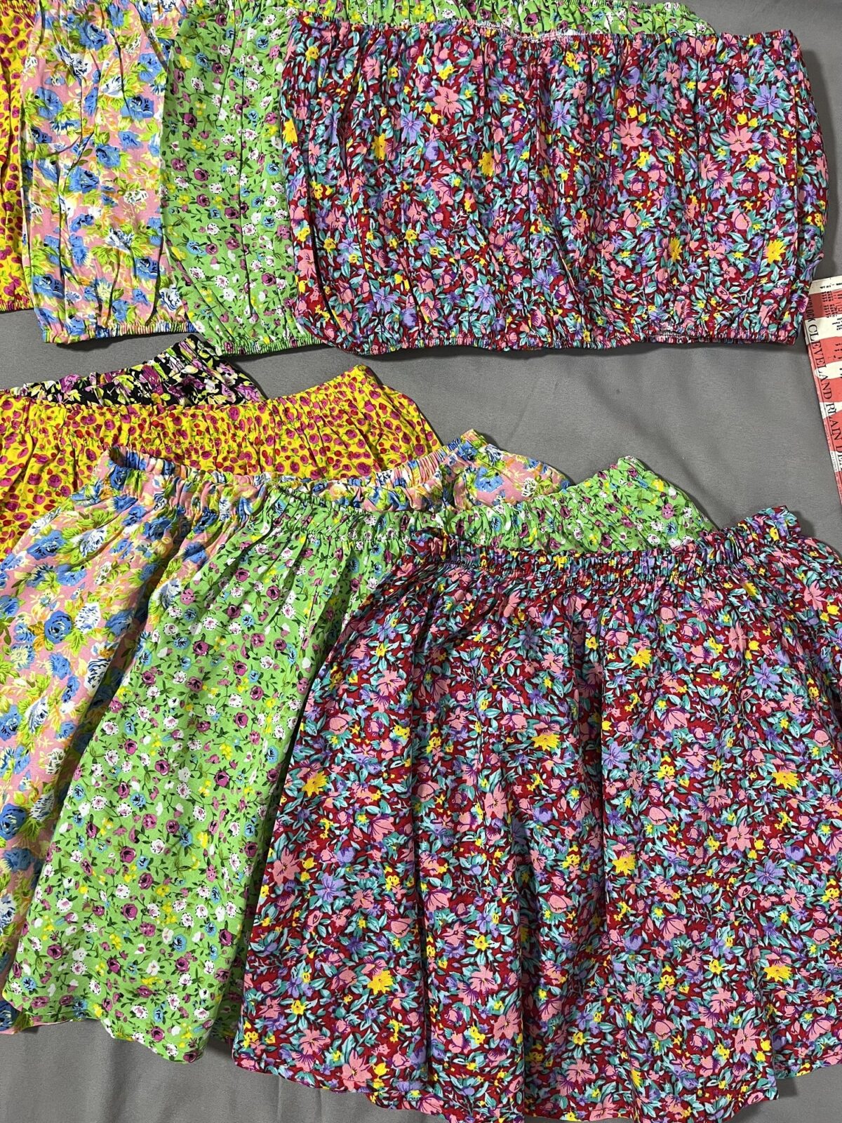 ست گلدار دکلته و دامن نخی(1962) - Image 5