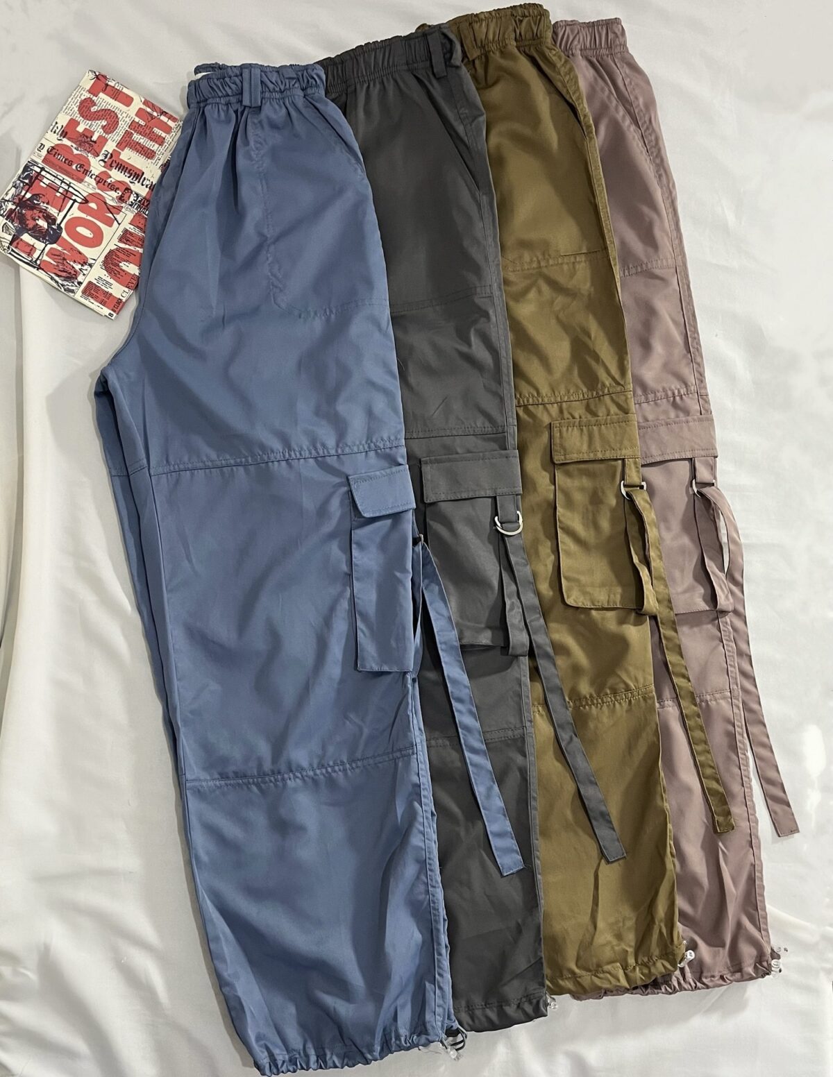 کارگو بنددار(1981) - Image 3