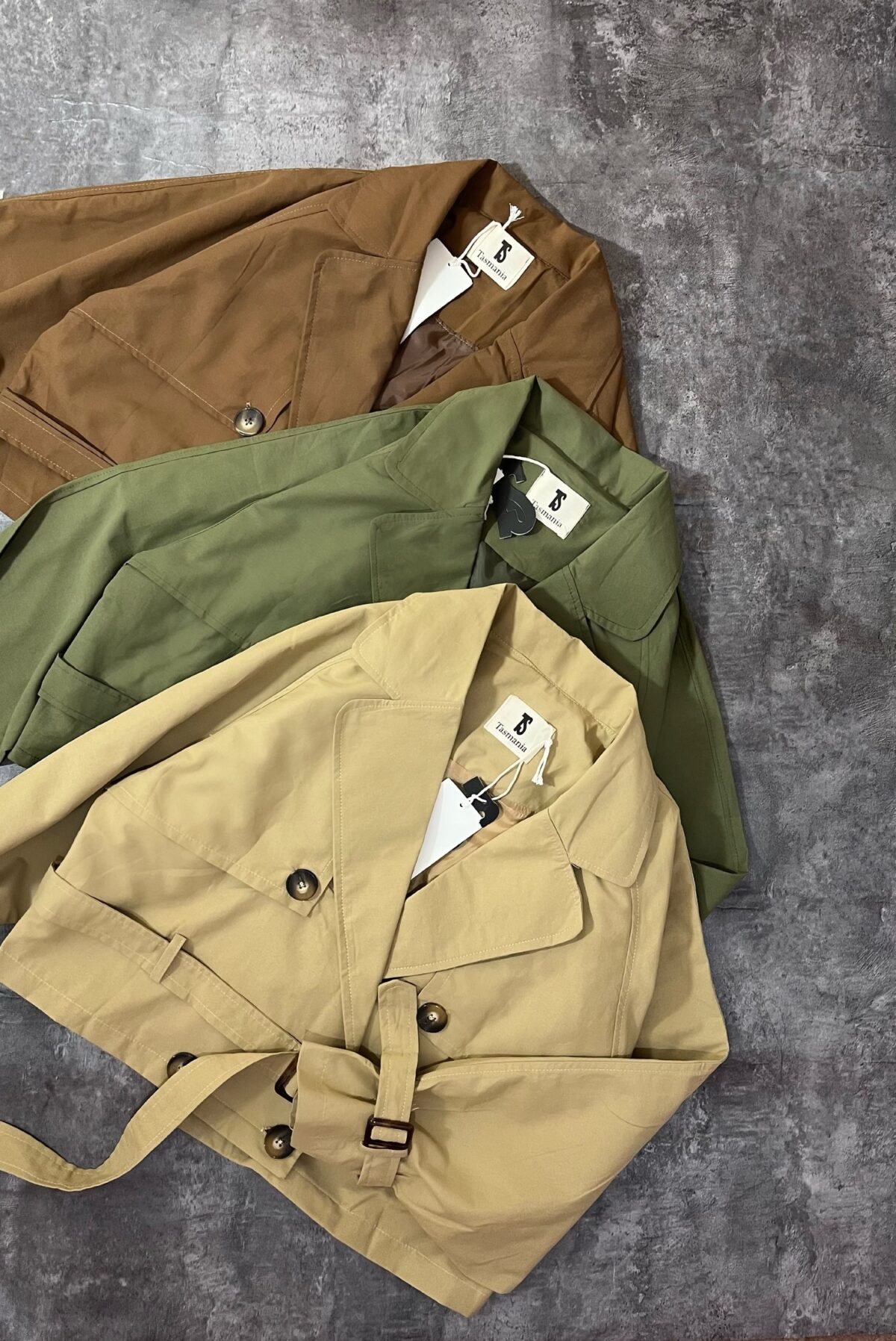 ترنچ کت کوتاه آستردار(2144) - Image 4