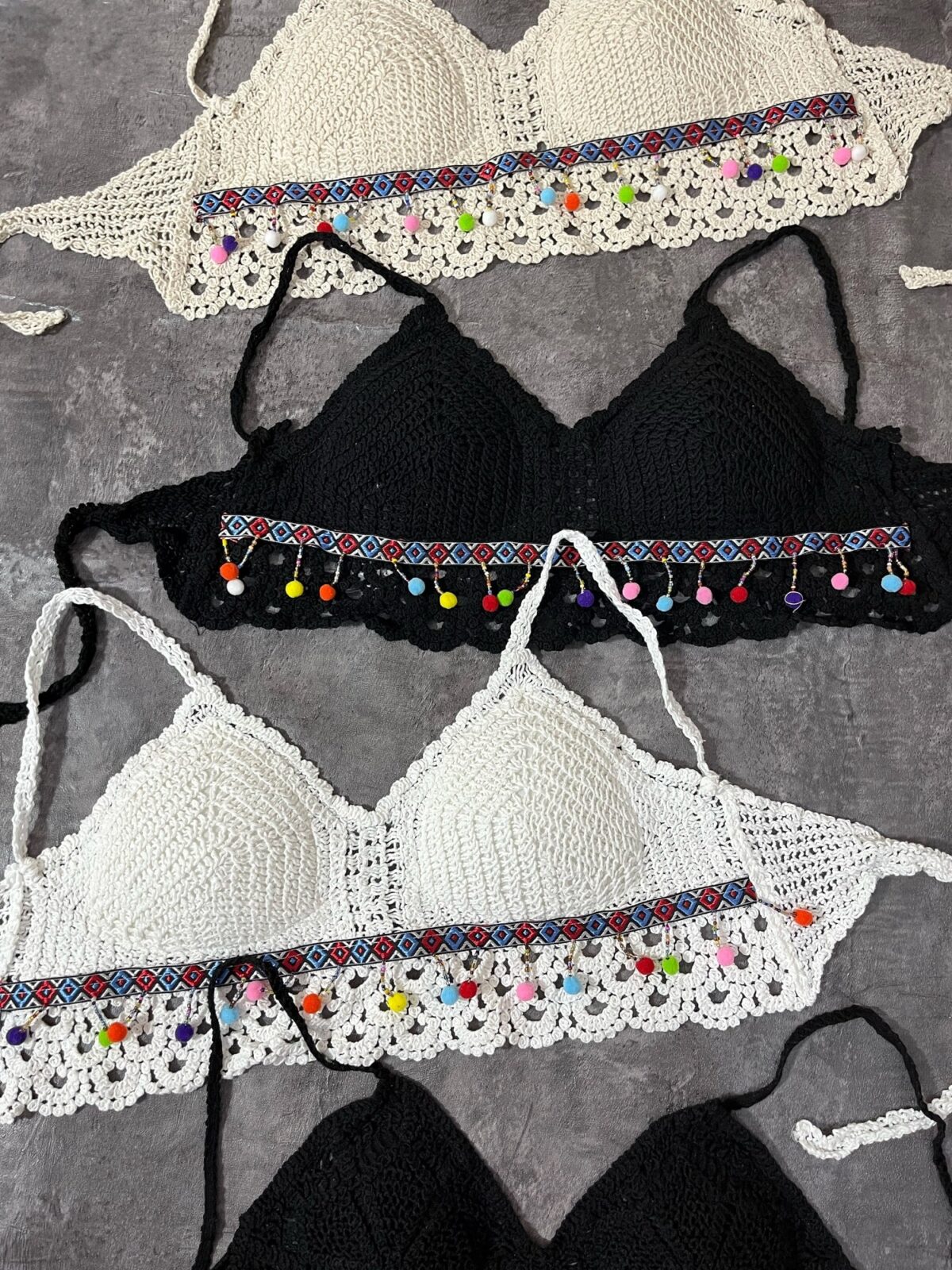 مکرومه وارداتی آویز توپی(2384) - Image 2