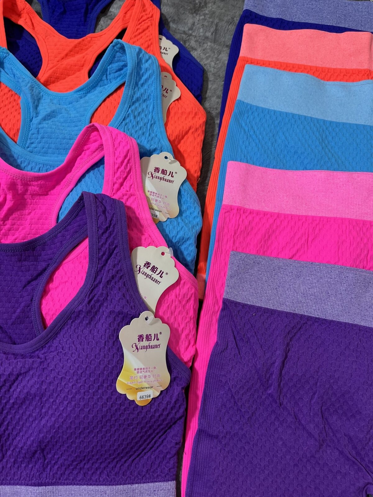 ست کراپ کاپدار و شلوارک وارداتی(2431) - Image 3