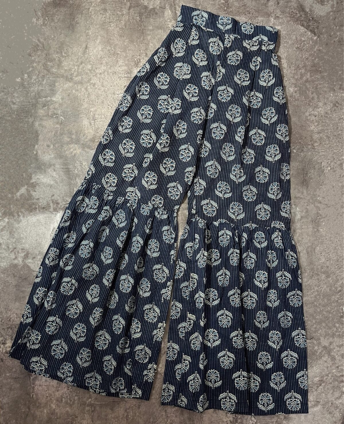 شلوار طرح دار عروسکی(2575) - Image 2