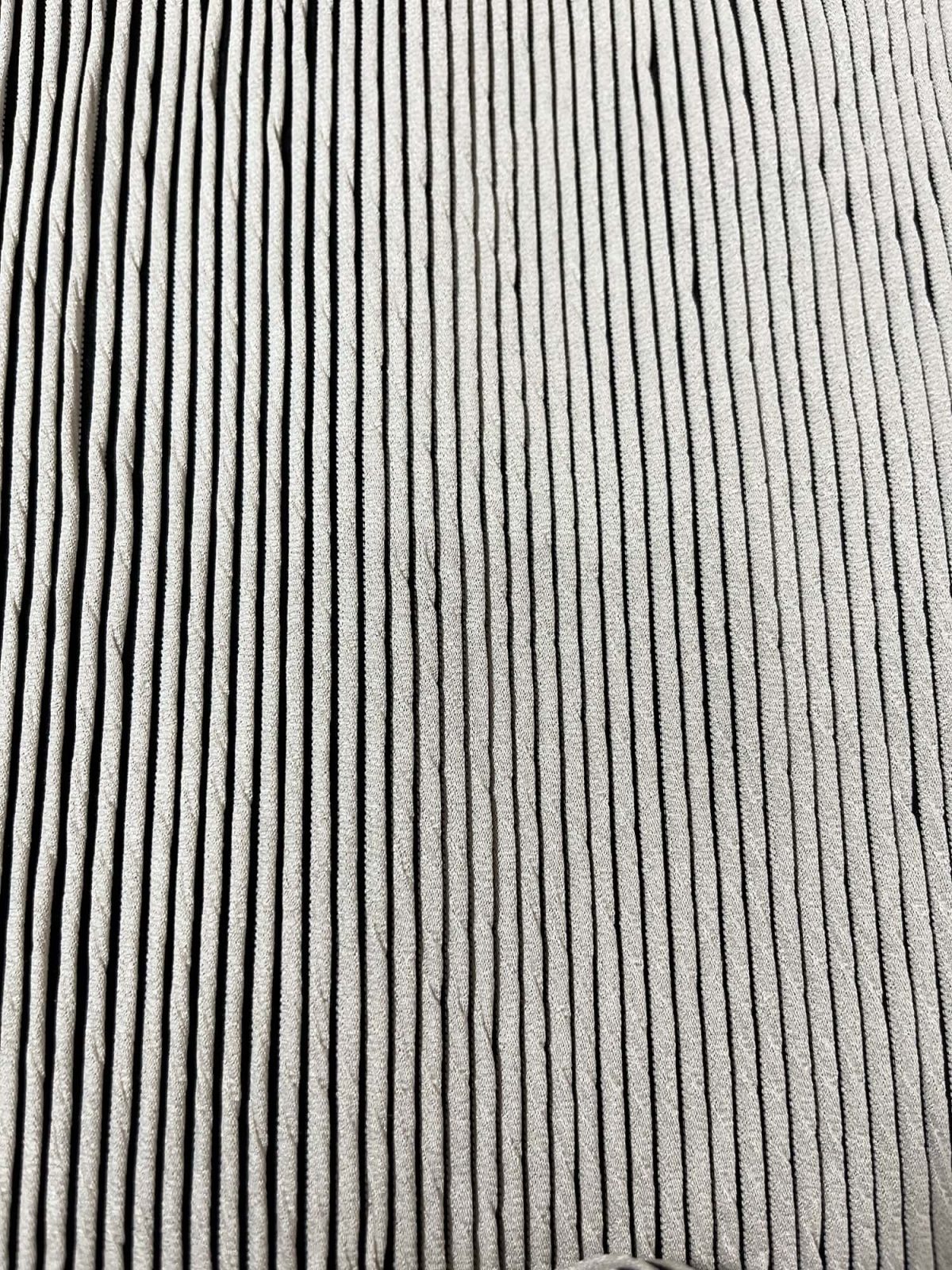 ست کراپ کاپدار بند زنجیر  و شلوار بگ (2657) - Image 2