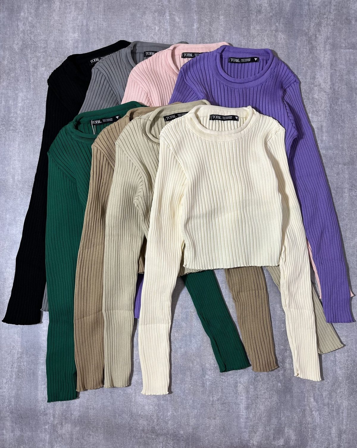 ست کراپ آستین بلند و دامن بافت(2733) - Image 2