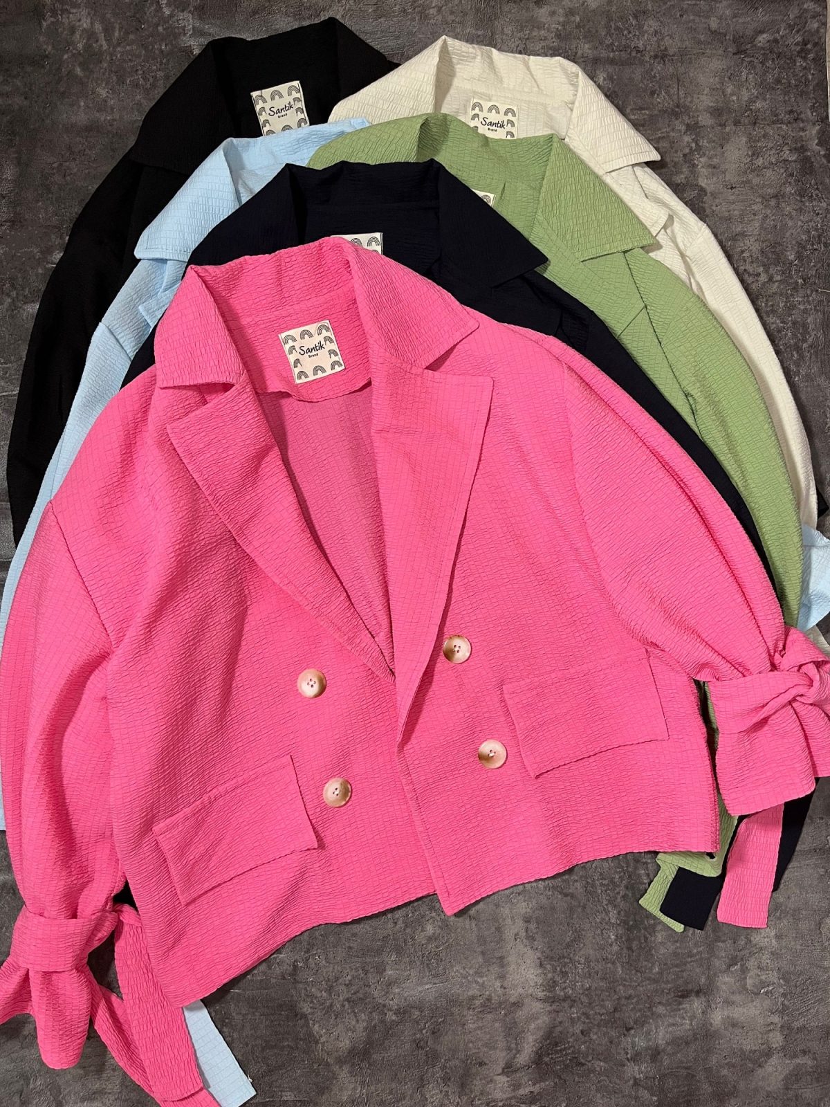 کت چهار دکمه پاستیلی آستین گره ای پفکی(3085) - Image 7