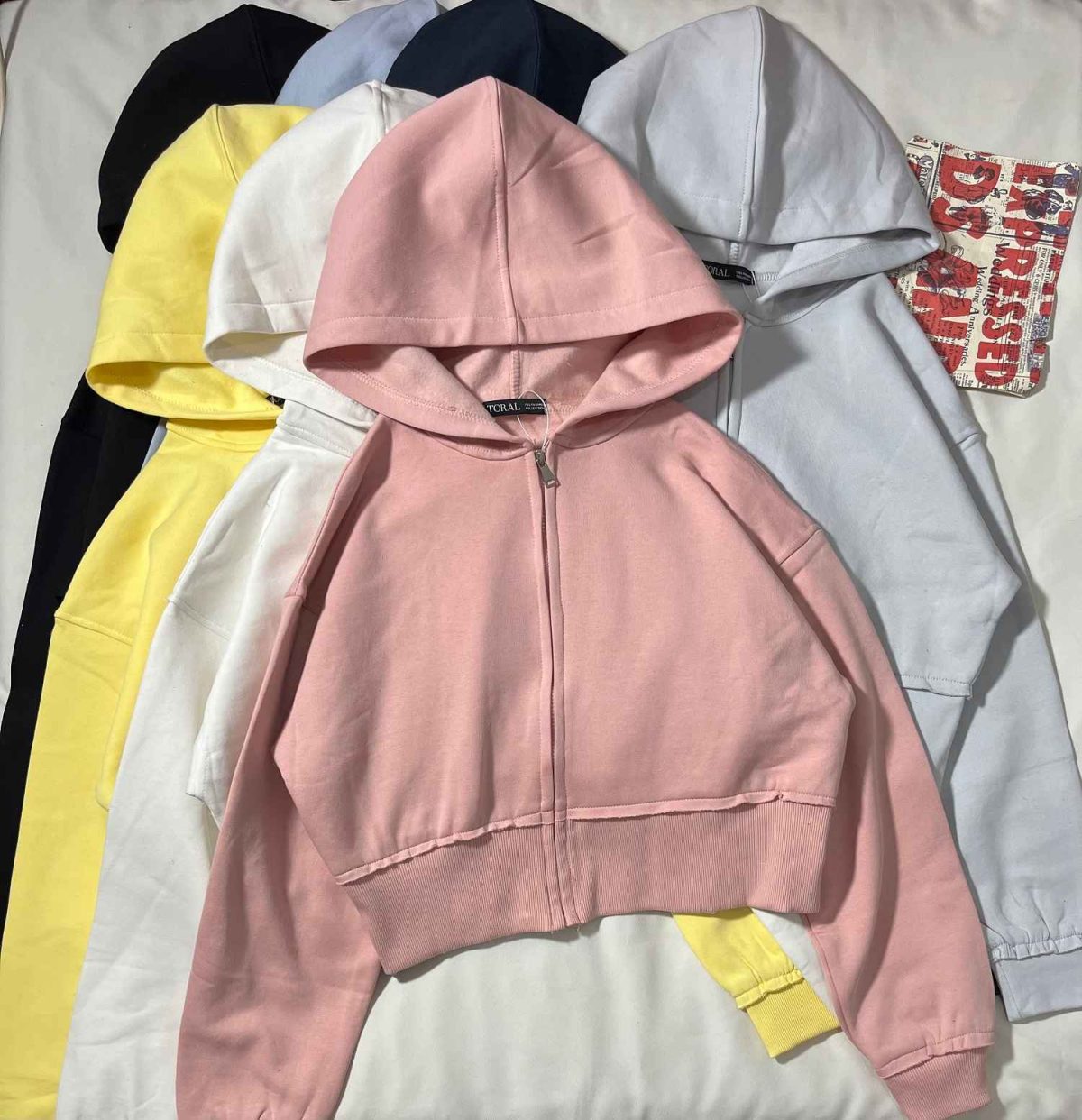 سویشرت کراپ ساده سه نخ داخل کرک(3396) - Image 3