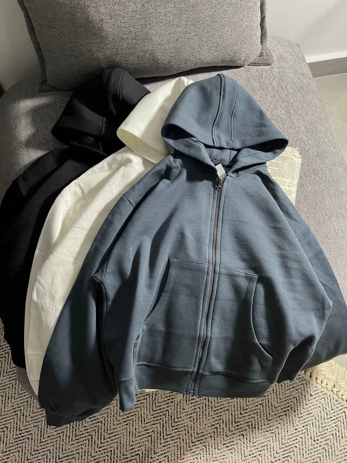 سویشرت باکسی ساده دو جیب سه نخ داخل کرک(3404) - Image 3