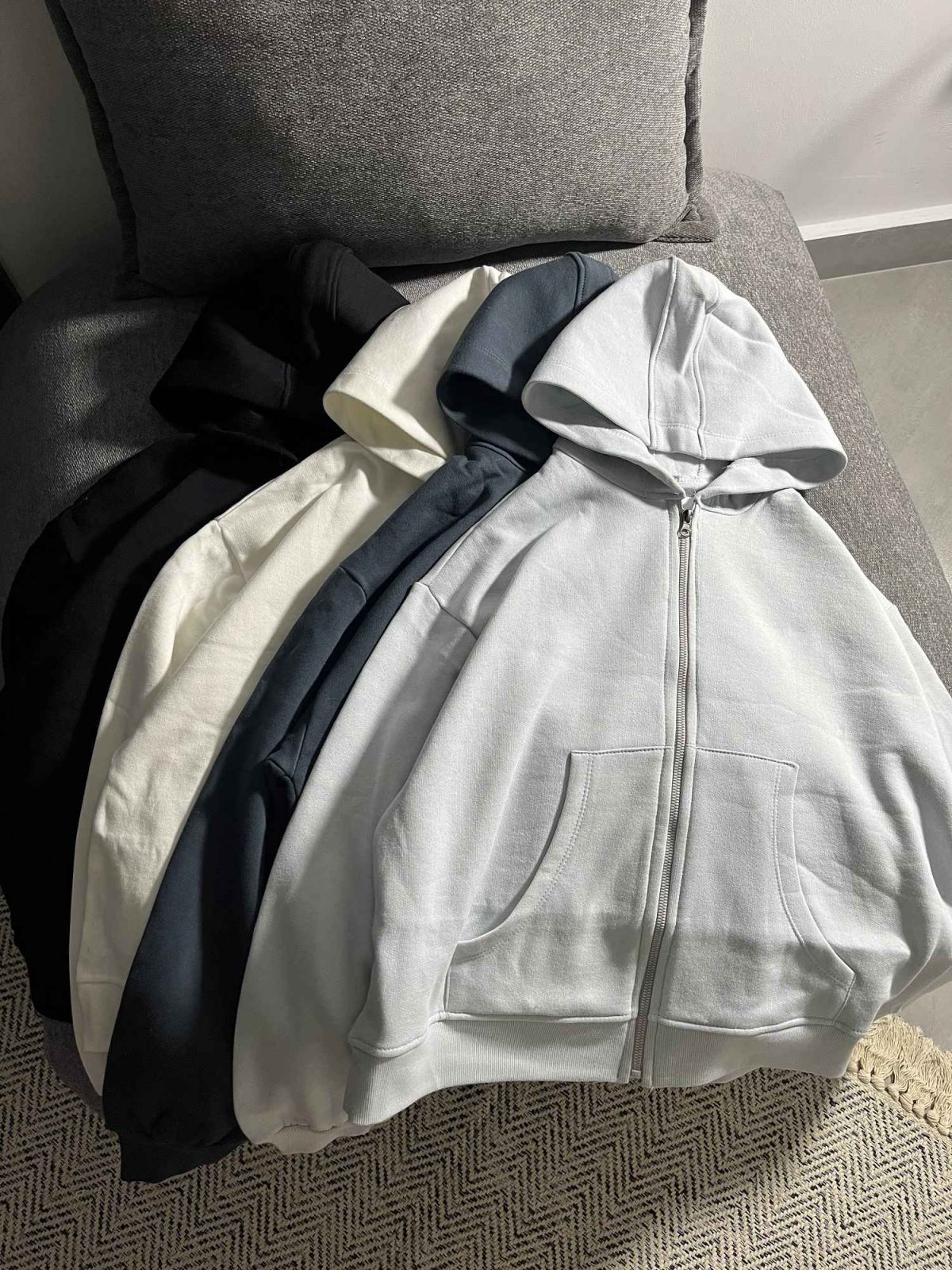 سویشرت باکسی ساده دو جیب سه نخ داخل کرک(3404) - Image 2