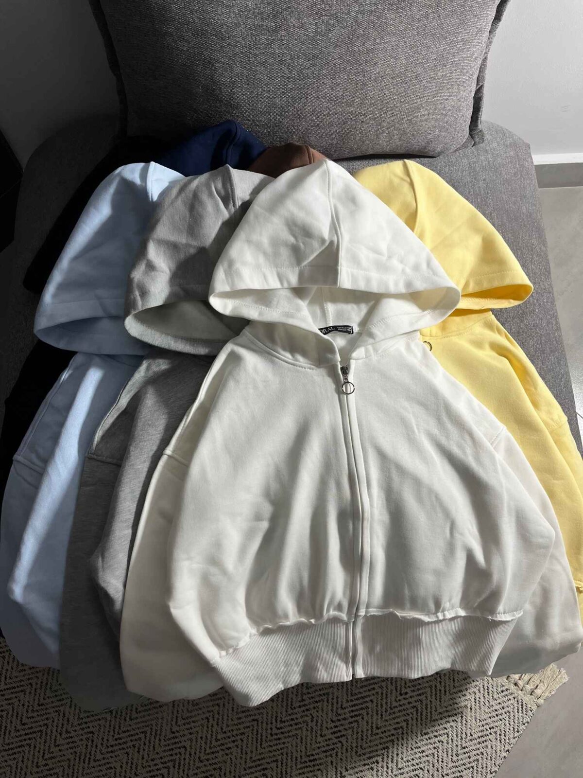 سویشرت کراپ ساده کراپ سه نخ داخل کرک(3491) - Image 2